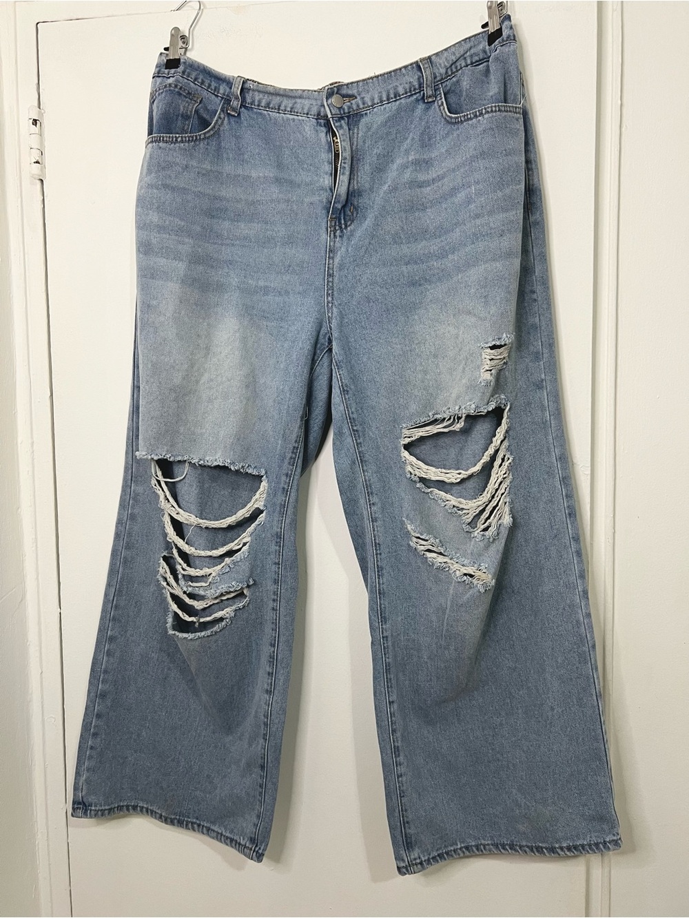 Light Wash Distressed Wide Leg Jeans | Y2K Baggy Ripped Denim Pants